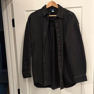 Women’s Black Denim Jacket. Size Medium NWT